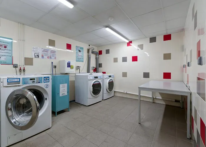 98 - Le Lokup - Wifi - Proche Tram Апартаменты Реймс